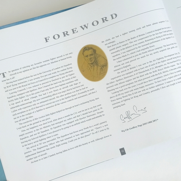 Flying Legends A Photographic Study of Combat Aircraft of WWII Hardback Book - Picture 12 of 16